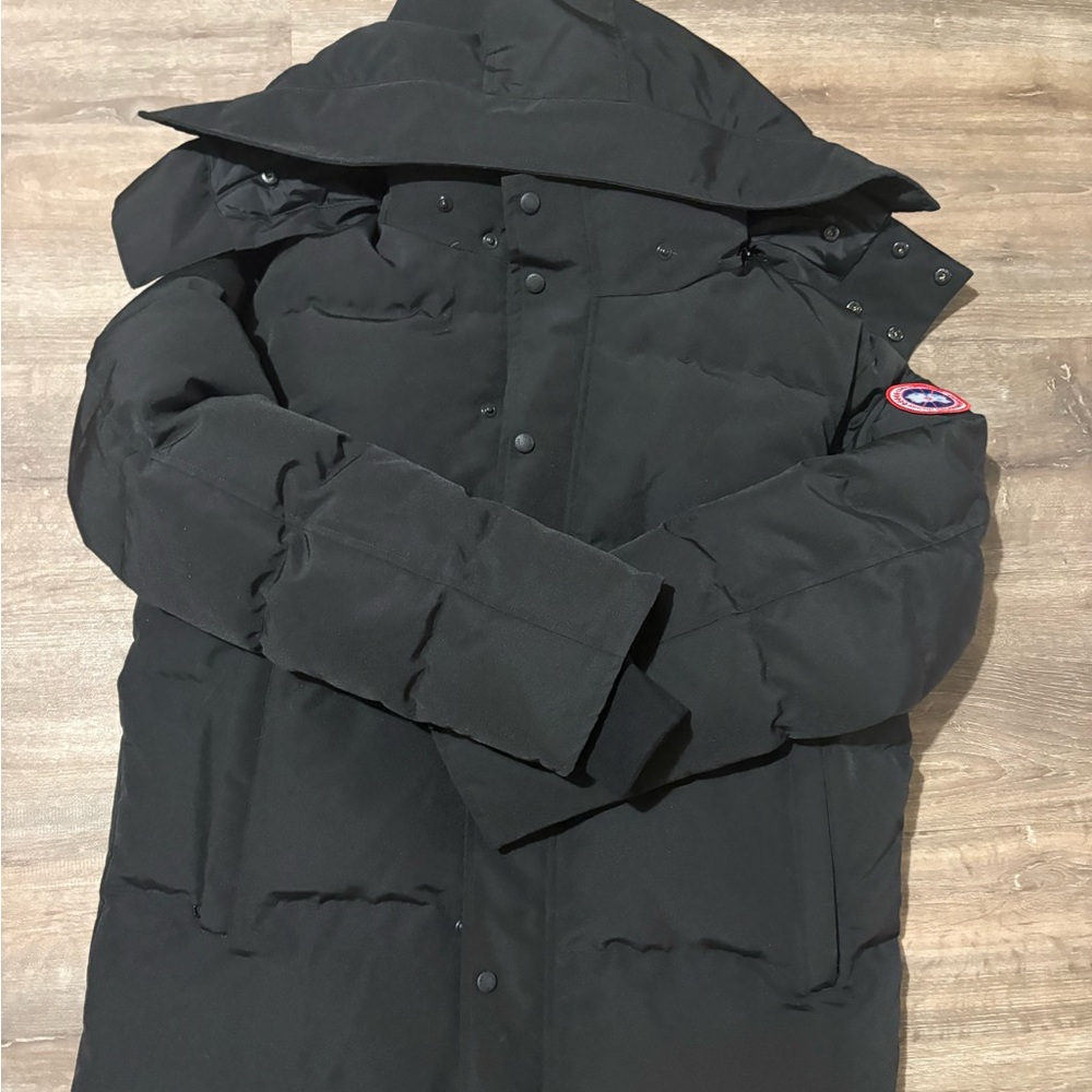 Canada Goose Men's Black Puffer Jacket